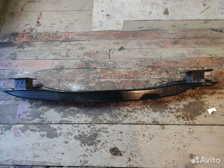 Усилитель бампера VW atlas