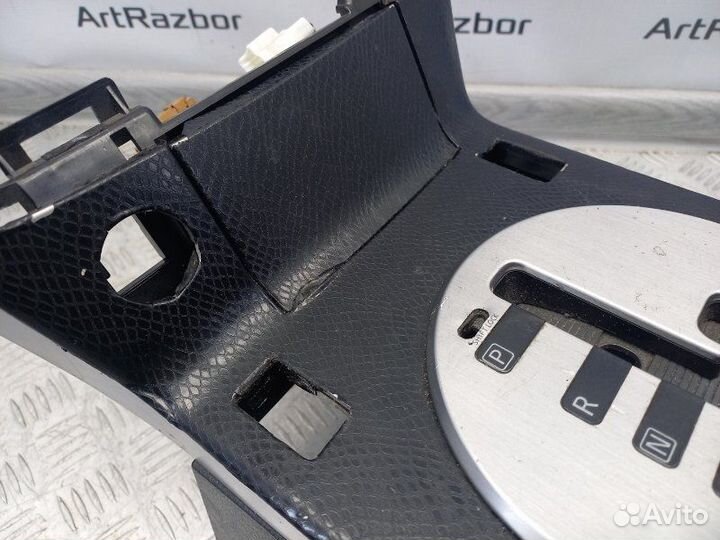 Подлокотник с консолью Infiniti Fx45 4.5 VK45DE