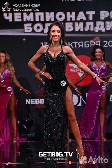 Платье для фитнес модели