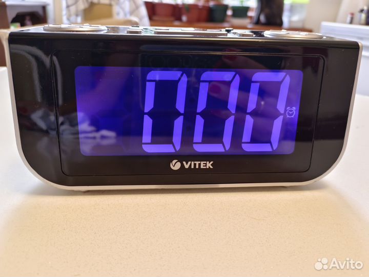 Радио часы vitek