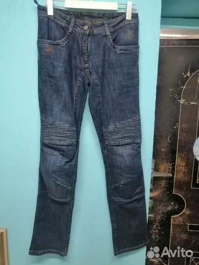 Мотоджинсы привезены из Европы