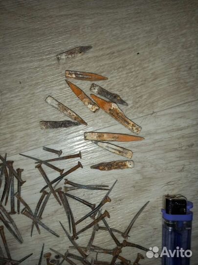Гвозди кованые старинные