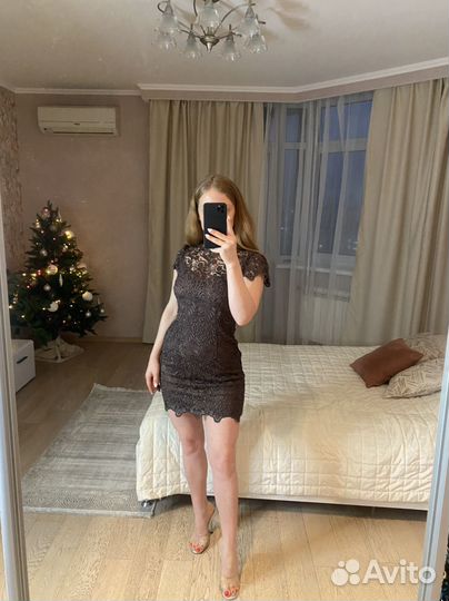 Вечернее платье с кружевом xs-s