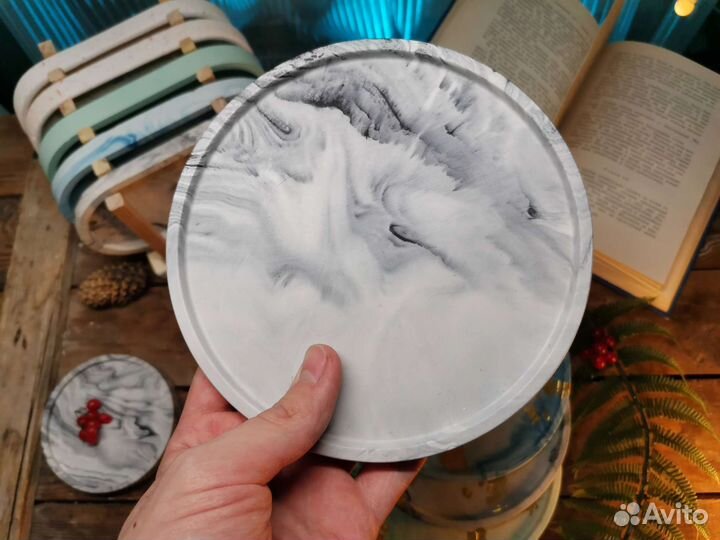 Декоративная тарелка