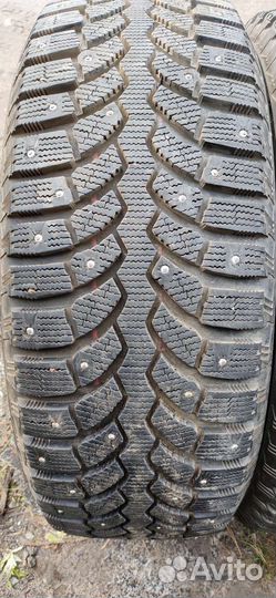 Bridgestone Blizzak Spike-01 225/60 R17 103T