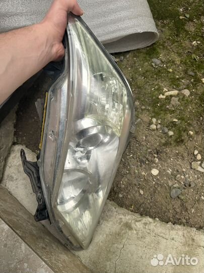 Фары на toyota camry 50