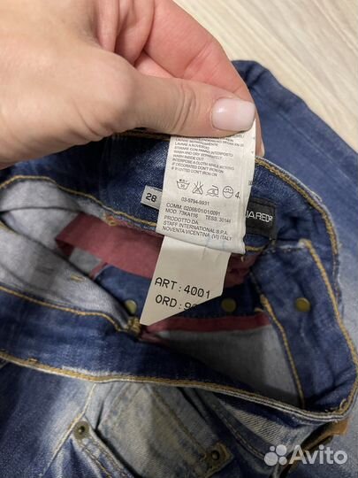 Джинсы б/у 28 размер Dsquared