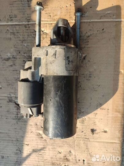 Стартер mercedes 220 3,2 V6