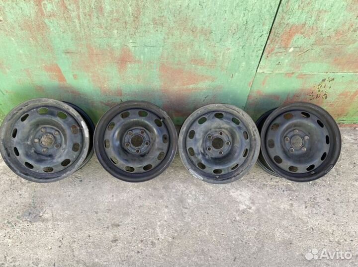 Штамповованные диски R14 Skoda Rapid Fabia VW polo