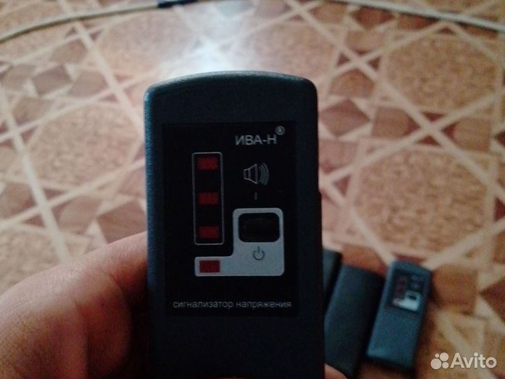 Сигнализатор напряжения