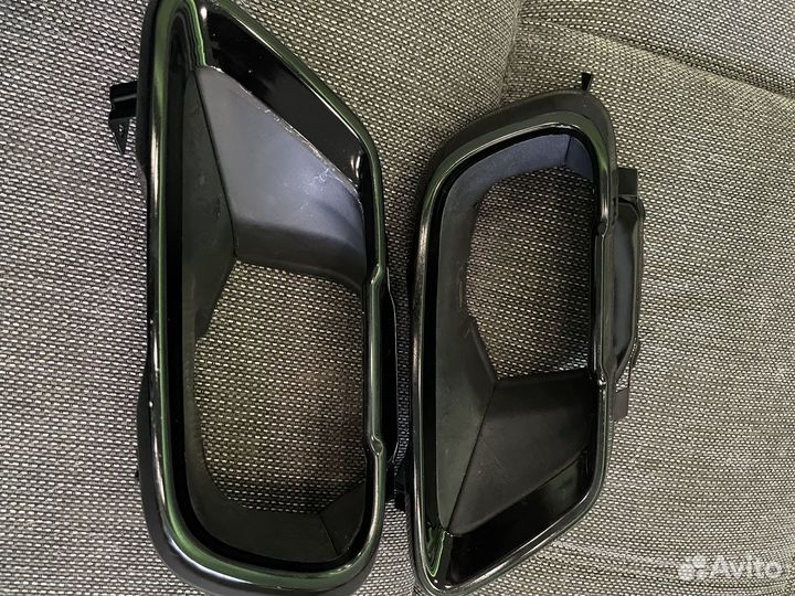 Продам оригинальные накладки выхлопа на бмв Х6 G06