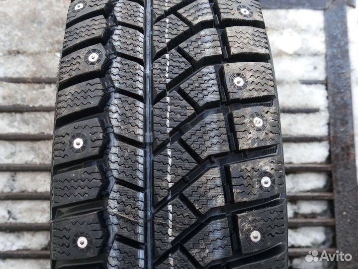 Mileking MK677 225/45 R18 95T