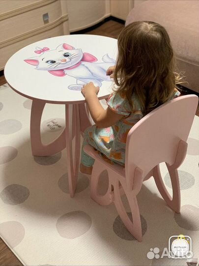Детский стол и стул новый комплект