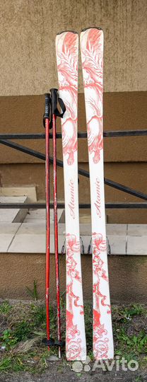 Продам горные лыжи atomic Hot minx