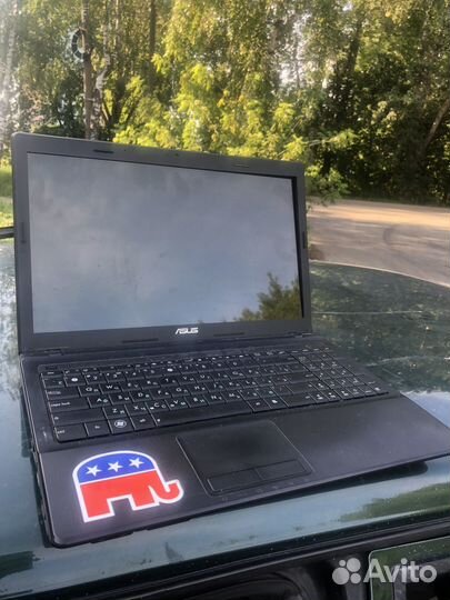 Ноутбук asus