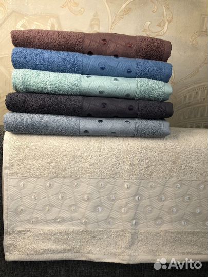 Полотенца махровые маленькие и большие