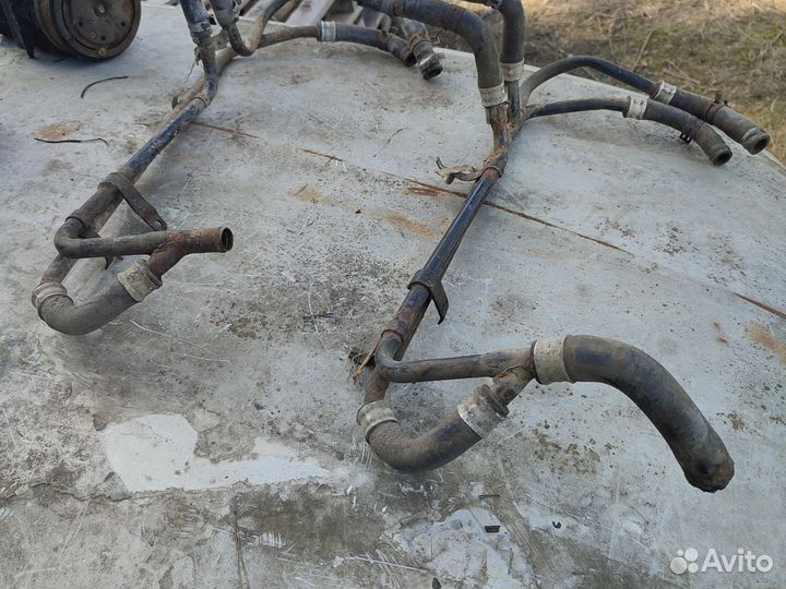 Форд Таурус трубки охлаждения печки