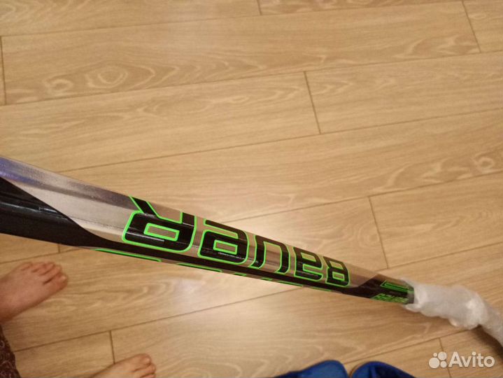 Клюшка хоккейная новая