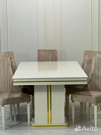 Стол обеденный в наличии\оплата при получении