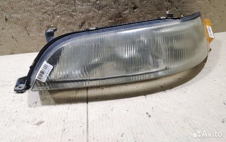 Фара левая toyota mark 2 jzx90