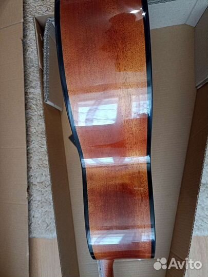 Классическая гитара Корт