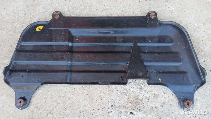 Пластиковая защита toyota land cruiser 100,105