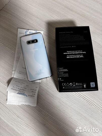 Samsung Galaxy S10e, 6/128 ГБ