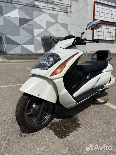 Suzuki Gemma 250