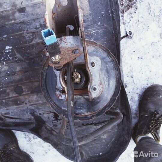 Вакуум с гтц Nissan Pulsar