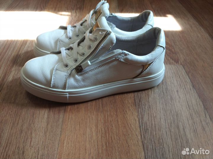 Кеды, кроссовки