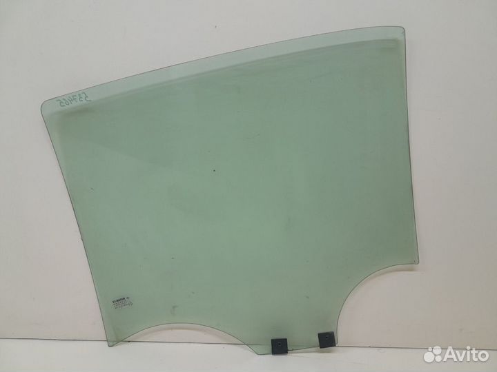 Стекло двери задней правой Renault Logan 2 2014