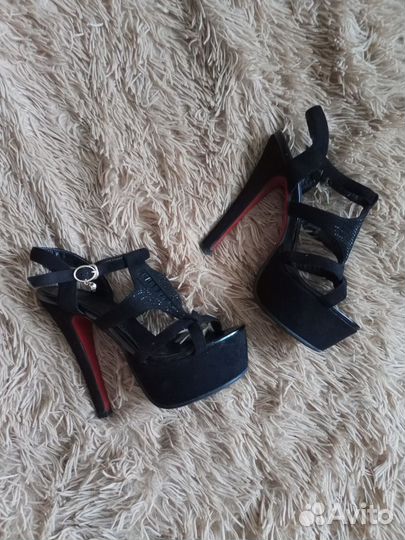 Босоножки 35 размер