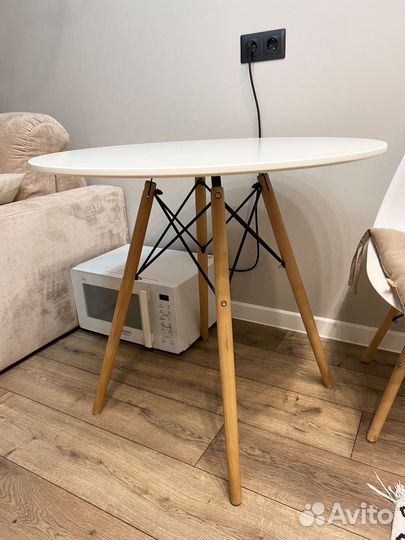 Кухонный стол и стулья бу