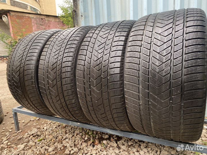 Pirelli Scorpion Winter 295/35 R21 и 315/30 R22