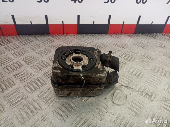 Теплообменник масляного фильтра Volkswagen Polo 4