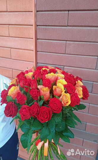 Букет из 75 роз