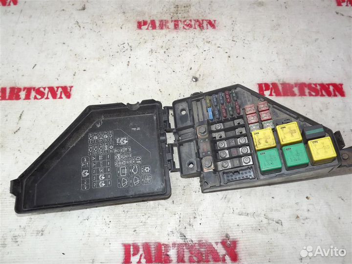 Блок предохранителей Ровер 75