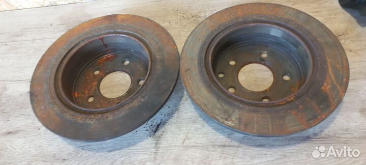 Диск тормозной задний Nissan Juke f15 HR16DE