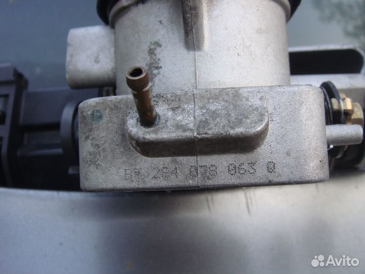 Дроссельная заслонка Audi 2.6 2.8 ABC AAH
