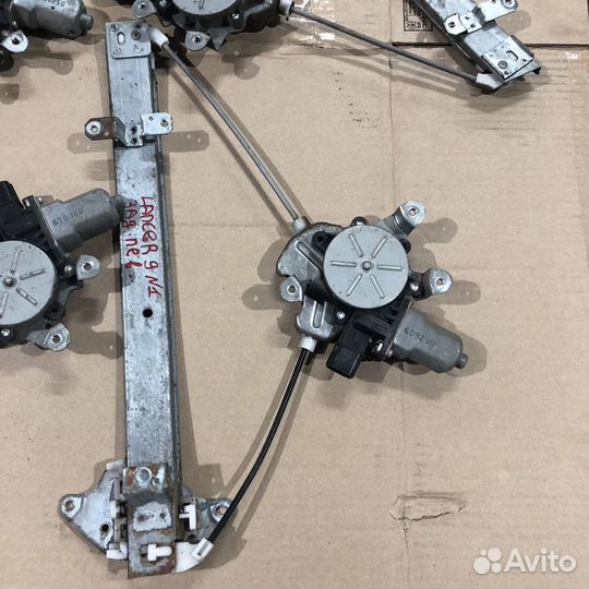 Стеклоподъемник Mitsubishi Lancer 9