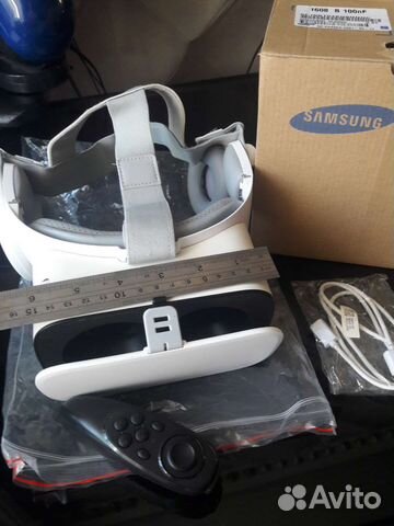 Очки виртуальной реальности с пультом Самсунг