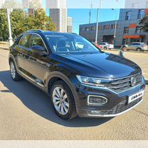 Volkswagen T-Roc 1.5 AMT, 2018, 180 000 км, с пробегом, цена 2 400 000 руб.