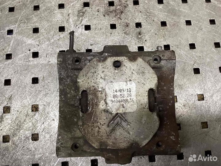 Суппорт задний левый Citroen C5