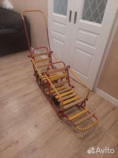 Санки для двойни с колесами