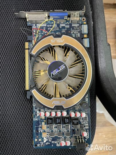 Материнская плата с процессором и памятью