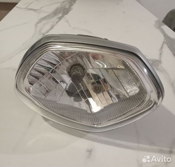 Фара Triumph Street Triple 2013