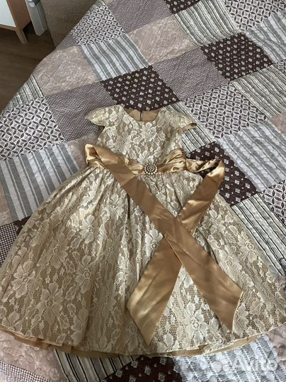 Платье праздничное для девочки