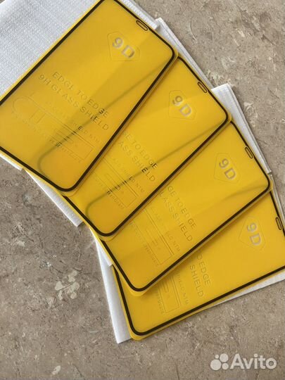 Защитное стекло iPhone 11