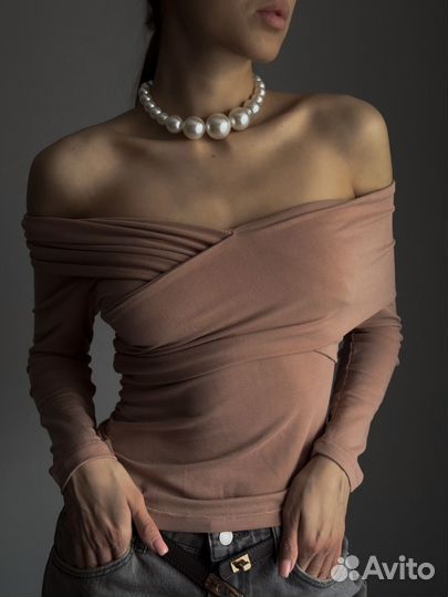 Топ / лонгслив с открытыми плечами