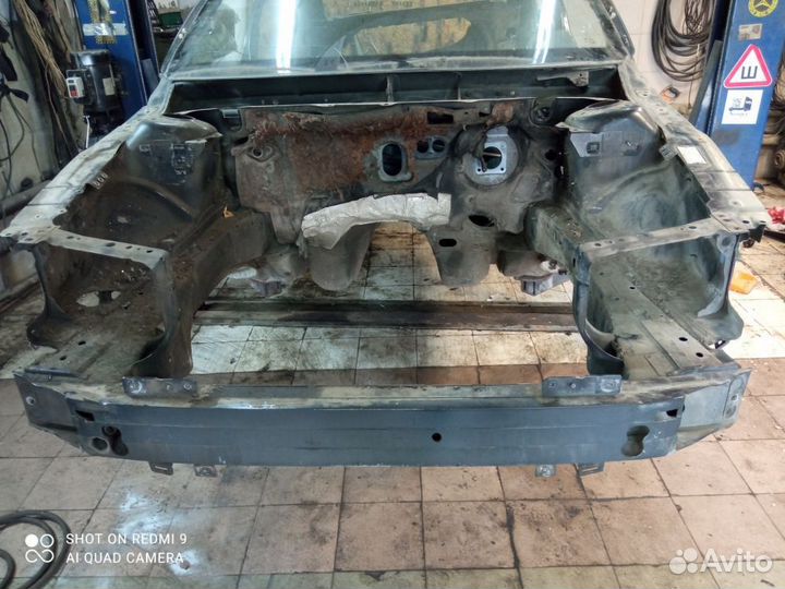 Усилитель переднего бампера Volvo S80